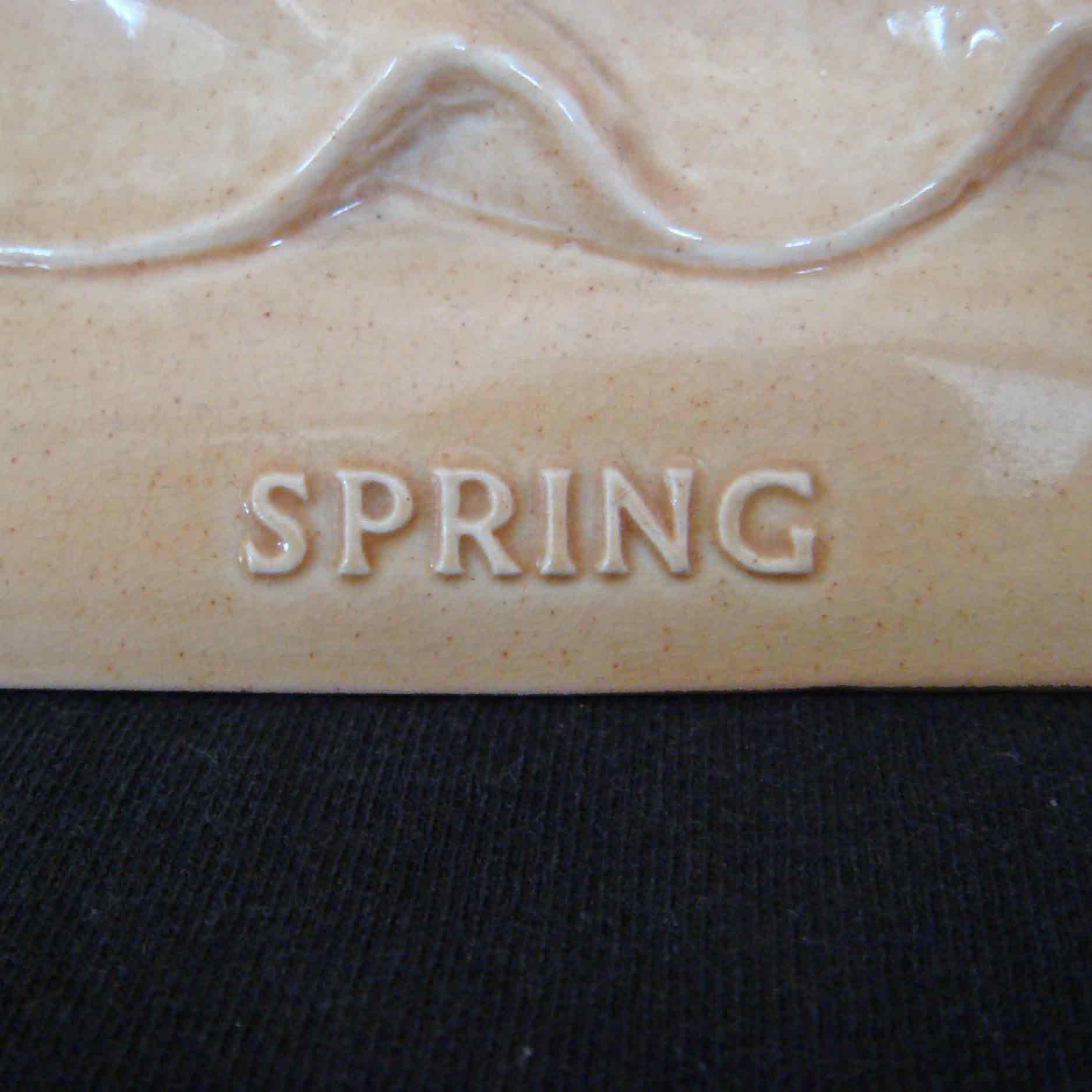 Ashtead Potters M103 'Spring' Figurine