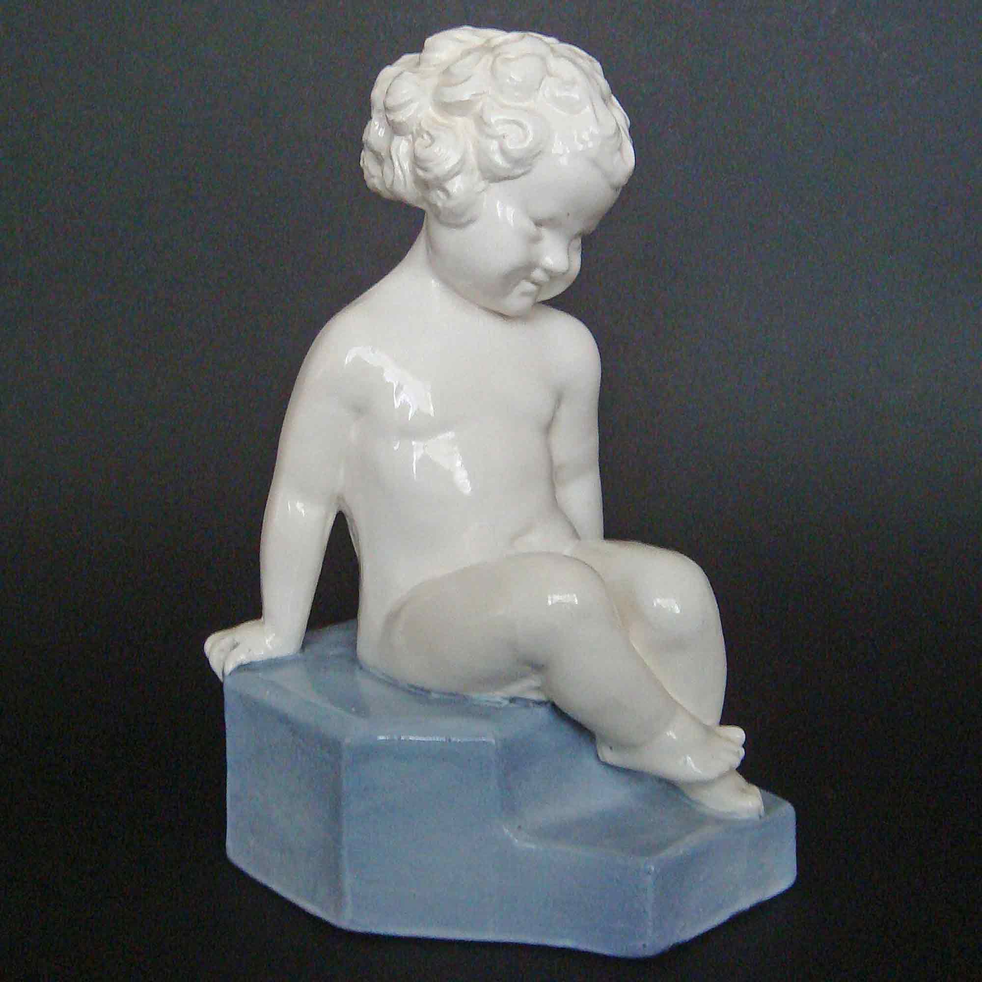 Ashtead Potters M48 Putto 'Mischief' Combination 2