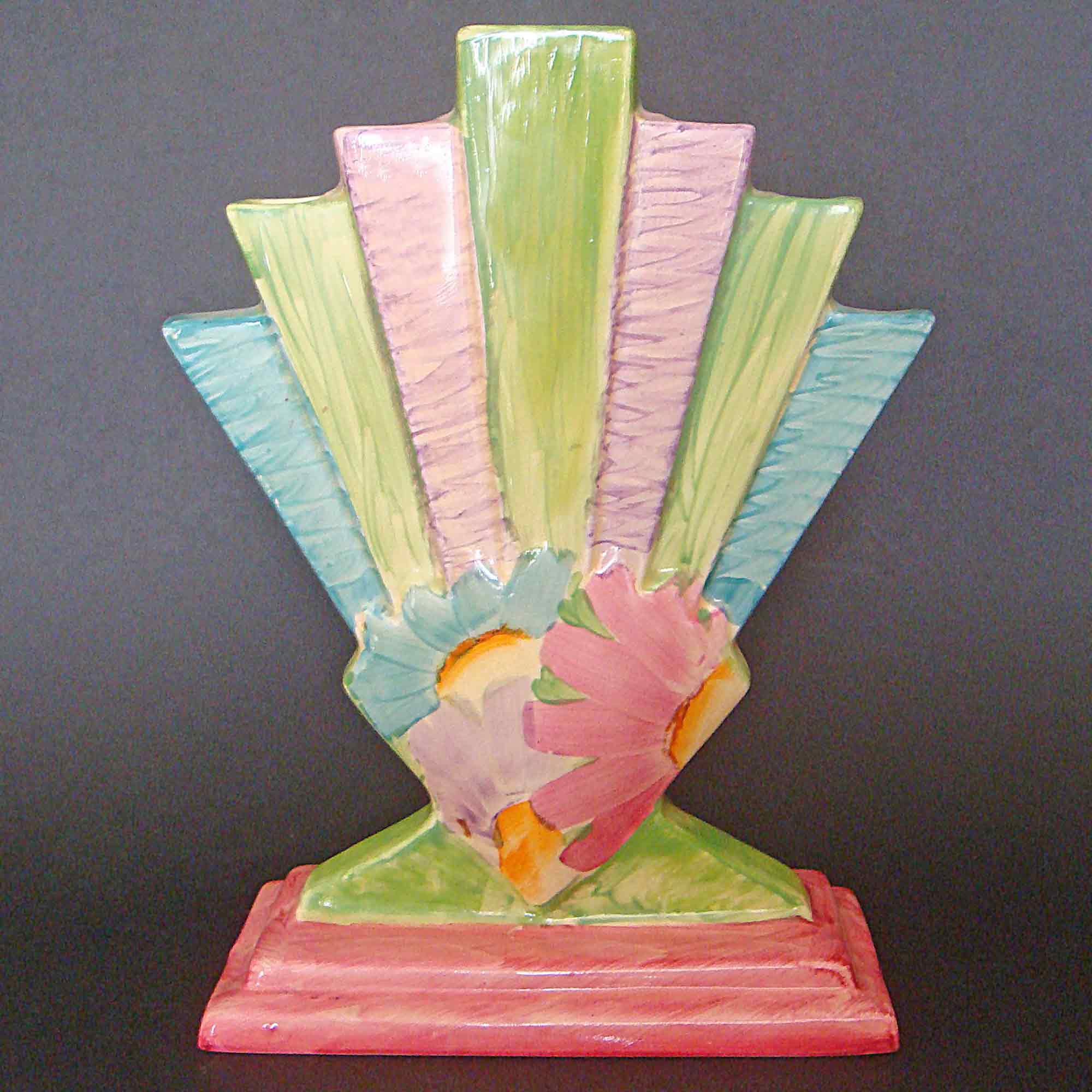 Myott Fan Vase 8948