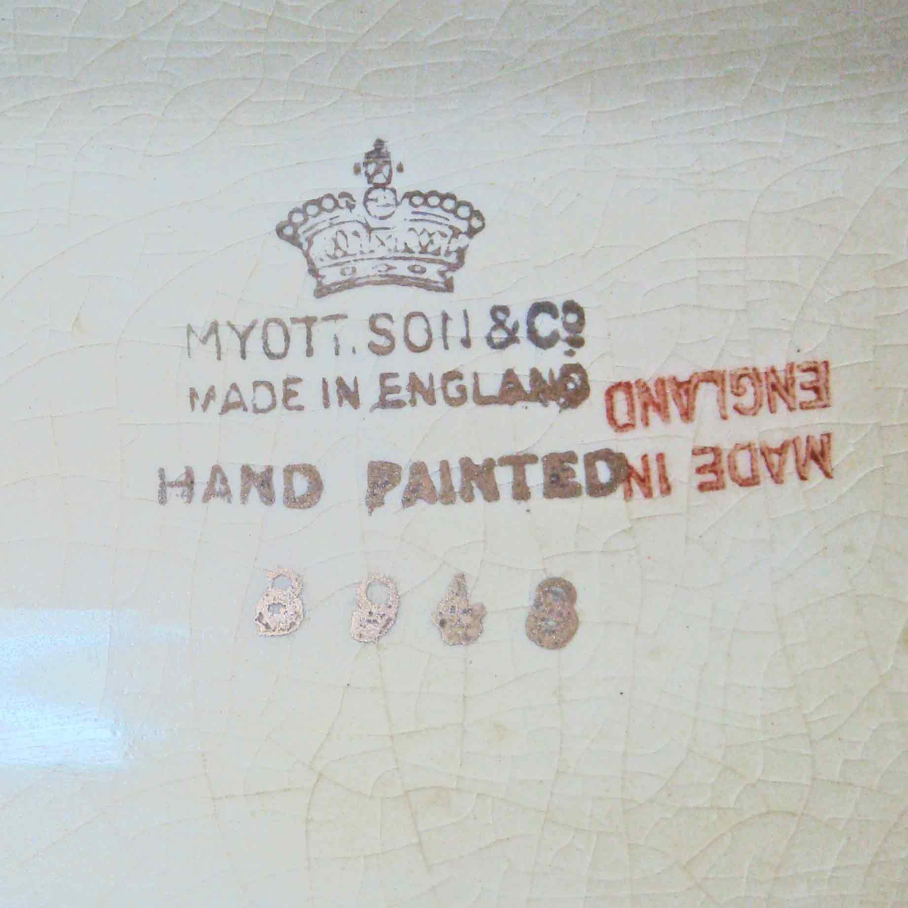 Myott Fan Vase 8948
