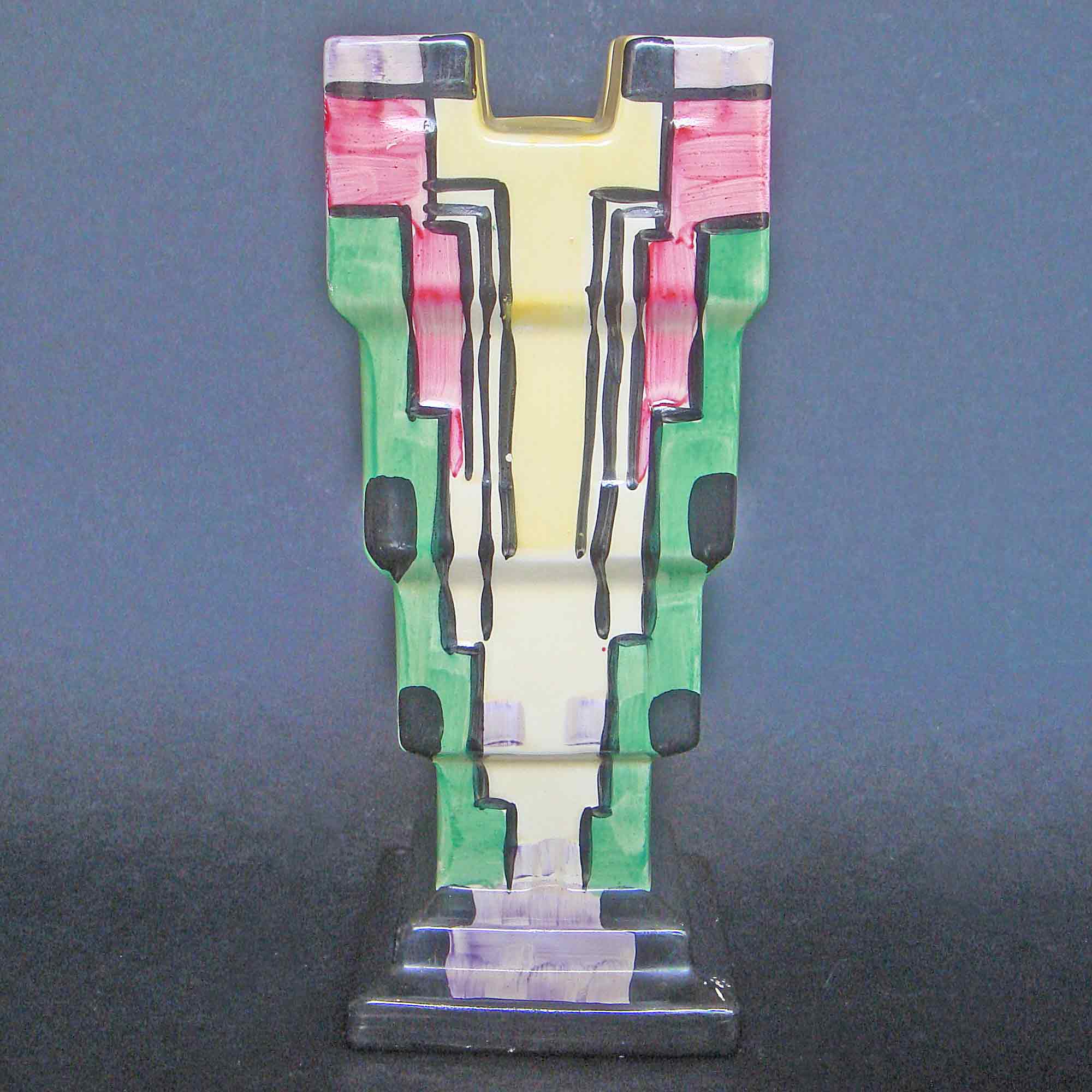 Myott Tower Vase 8943 (Liquorice Pattern)